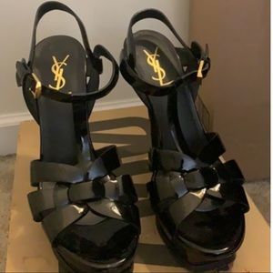 Saint Laurent Tribute heel